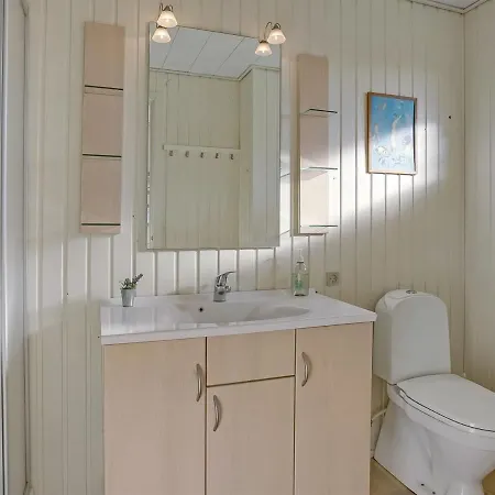 Holiday home Kalle - 400m From The Sea In Funen By Interhome Harby